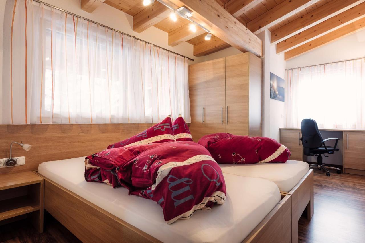 Ferienwohnung Haus Rätia Serfaus Zimmer foto