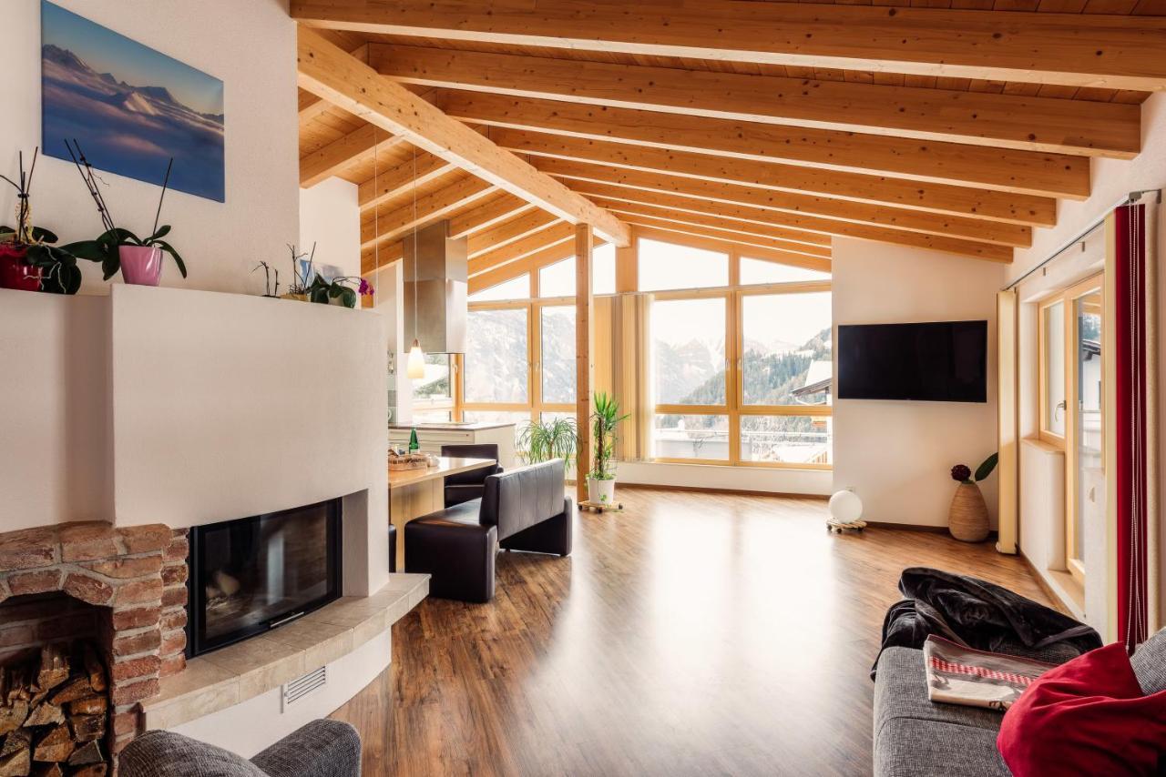 Ferienwohnung Haus Rätia Serfaus Zimmer foto